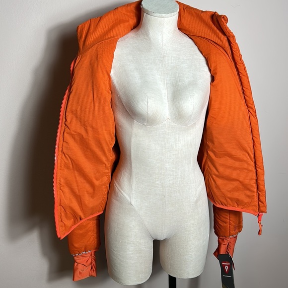 Free People Gathering Storm Run Puffer Ted Orange Puffer size small- NWT - Picture 10 of 17